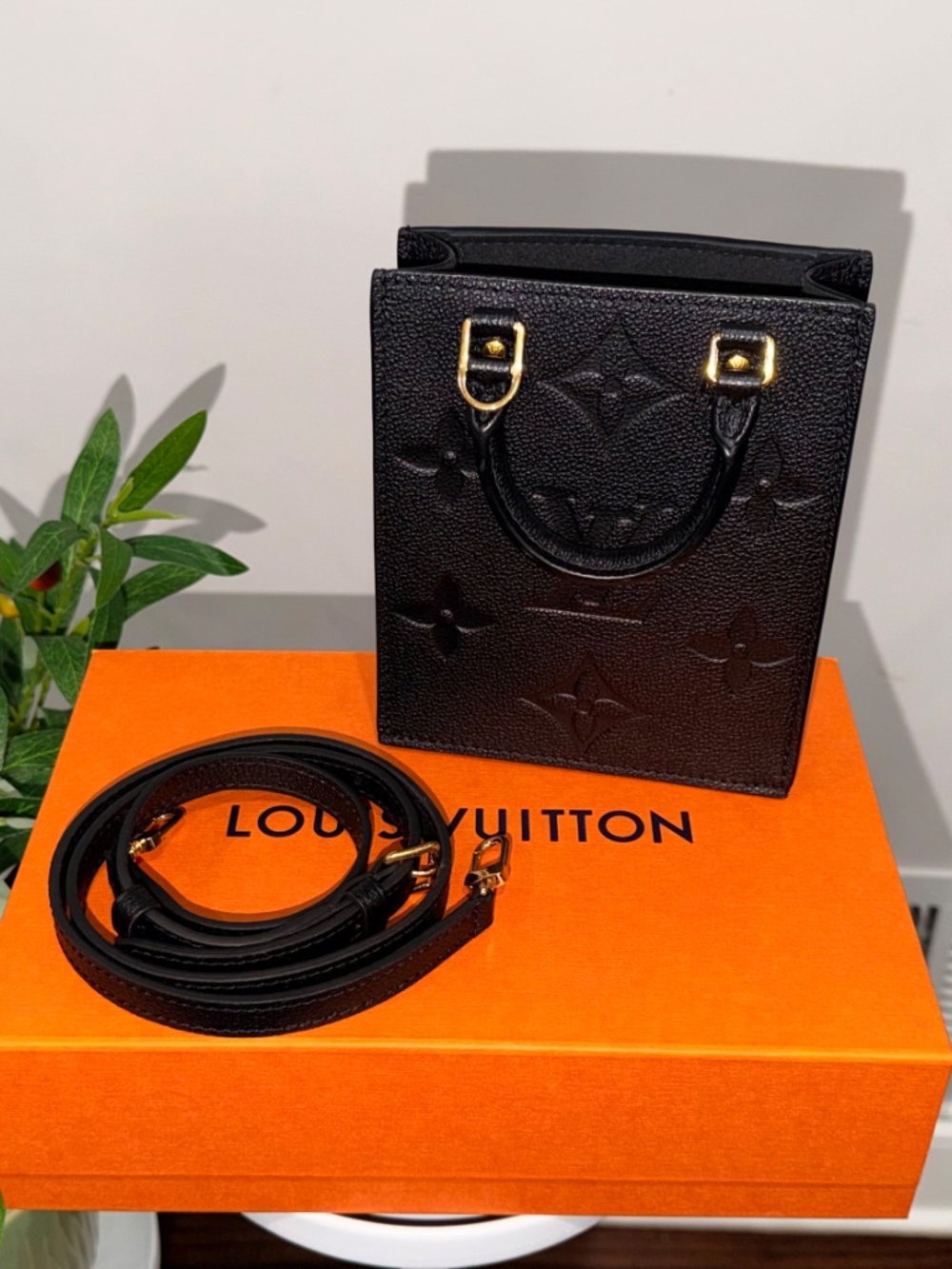 Louis Vuitton Monogram Empreinte Petite Sac Plat Black